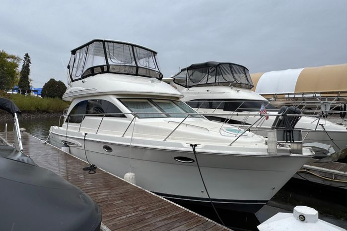 2004 Meridian 381 Sedan - For Sale at Stillwater, MN 55082 - ID 594490