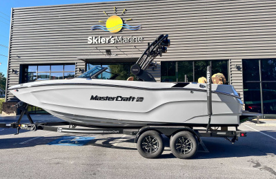 2026 Mastercraft Xt22