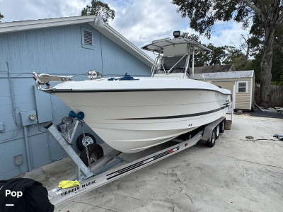 2000 Hydra Sports Vector 2796 CC