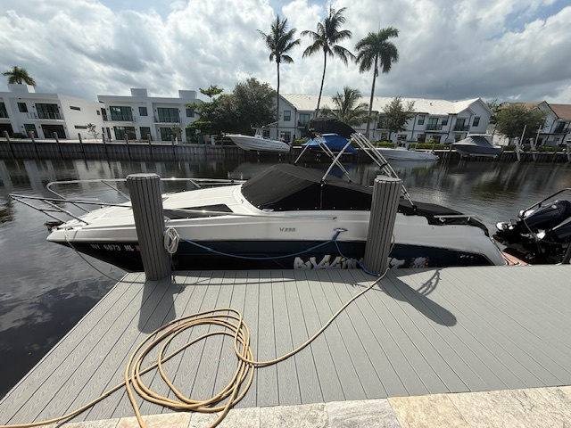 2016 Four Winns 255 Vista - For Sale at Fort Lauderdale, FL 33301 - ID 594711