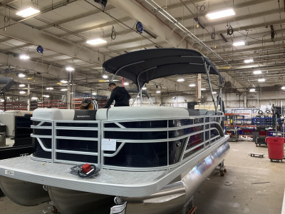 2026 Bennington 22 SSR