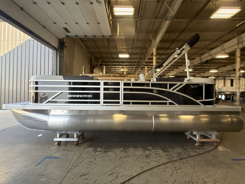 2026 Bennington 22 SSR - For Sale at Brighton, MI 48114 - ID 595005