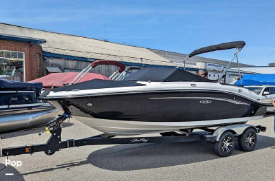 2023 Sea Ray SPX 190