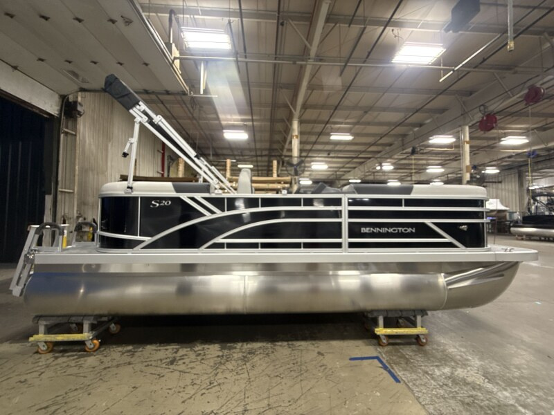 2026 Bennington 20 SSR - For Sale at Brighton, MI 48114 - ID 595113