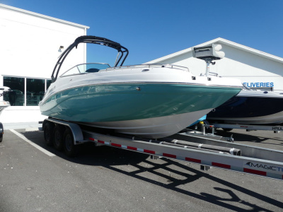 2026 Hurricane SunDeck 2486 OB