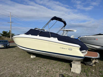 2012 Cobalt 242 Bowrider