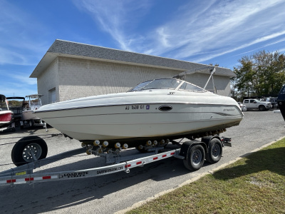 2004 Stingray 240 LR Bowrider