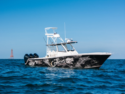 2024 Front Runner 39 Center Console