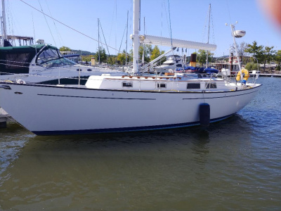 1980 Hinterhoeller Niagara 35