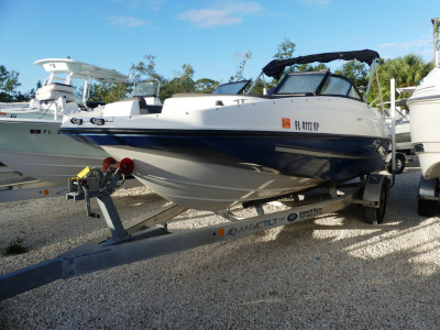 2018 Bayliner 190 Deck Boat