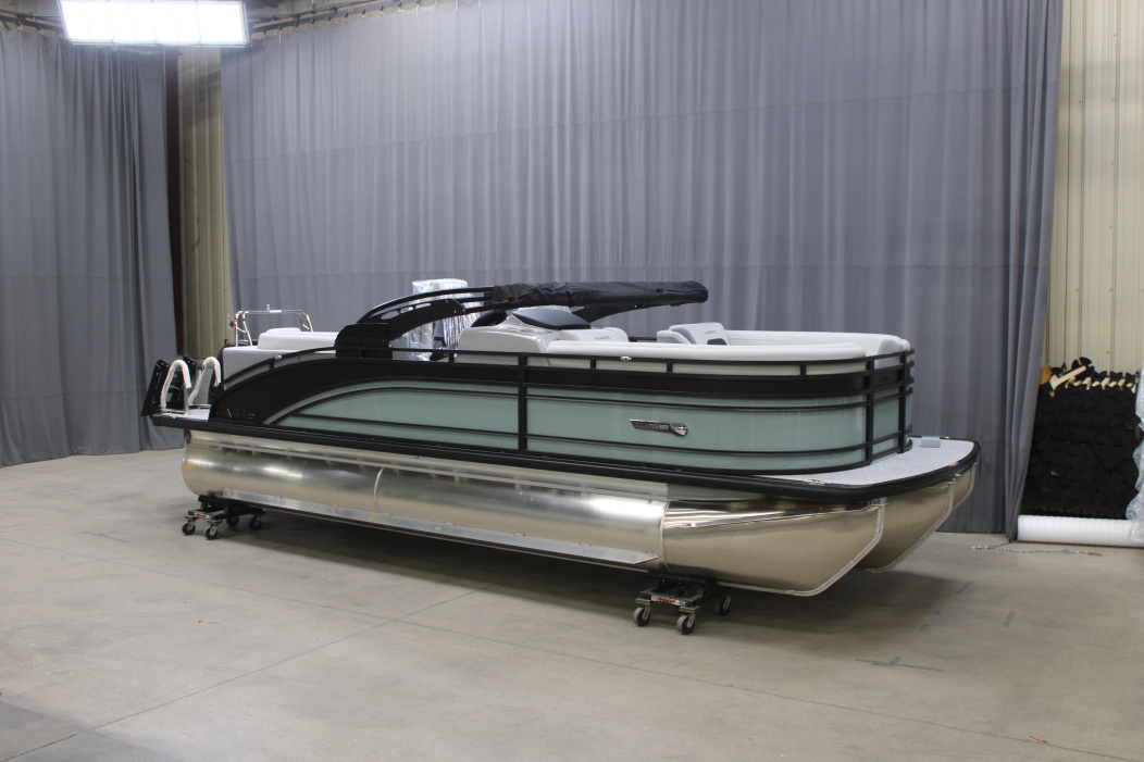 2026 Harris Solstice 230 CWDH - For Sale at Brighton, MI 48114 - ID 595745