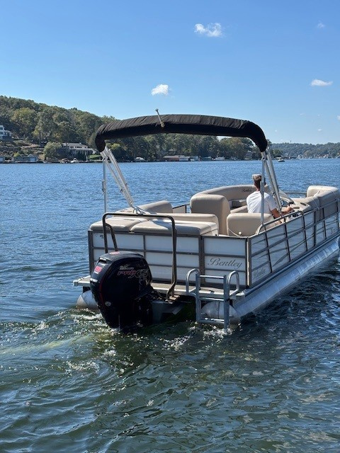 2017 Bentley 240 Cruise - For Sale at Lake Hopatcong, NJ 07849 - ID 595773