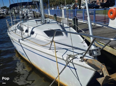 2001 Catalina 320 Wing