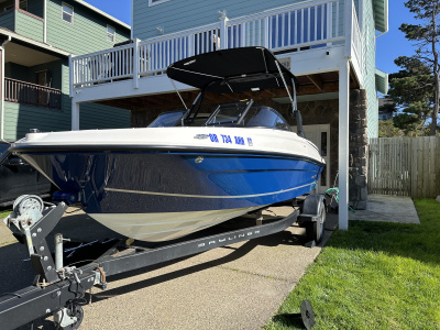 2022 Bayliner VR4 Bowrider I/O