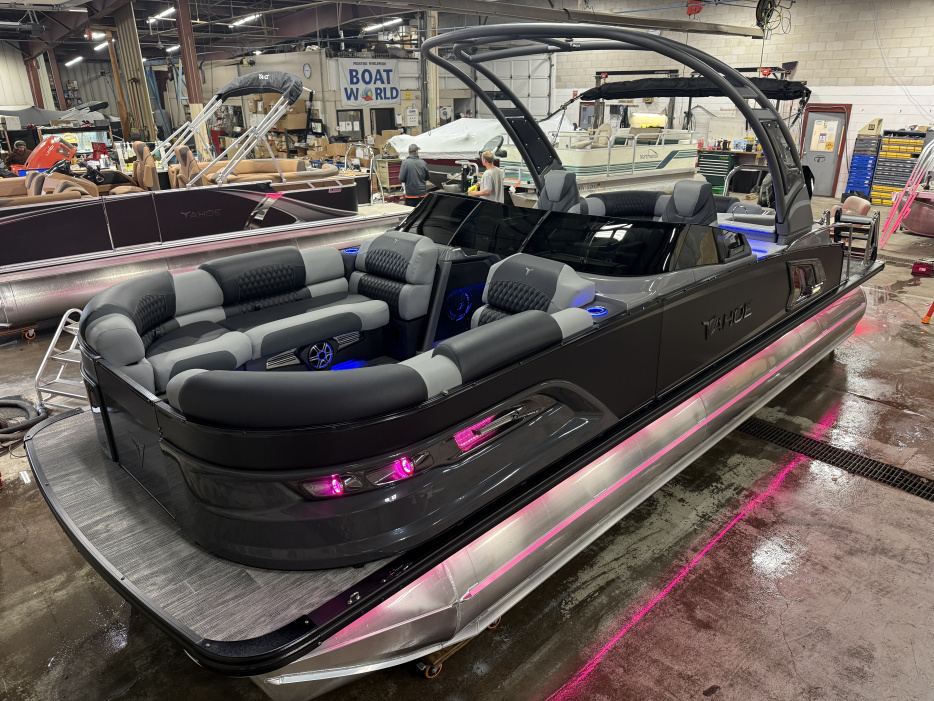 2026 Tahoe Grand Tahoe 2585 Elite Windshield Tritoon & Mercury 400HP V10 - For Sale at Cedar, MN 55011 - ID 596004