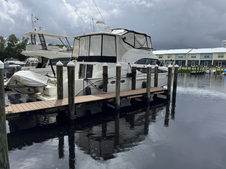 2005 Meridian 459 - For Sale at N Ft Myers, FL 33903 - ID 570828