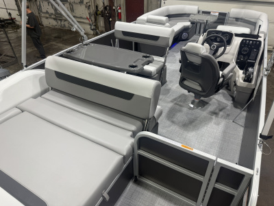 2026 Princecraft Vectra 23 RL Dinette Swingback Pontoon & Mercury 4-Stroke EFI