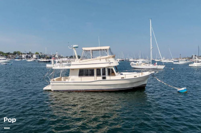 2005 Mainship 400 Trawler