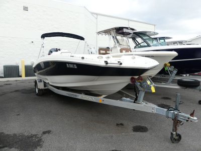 2017 Nautic Star 203 SC