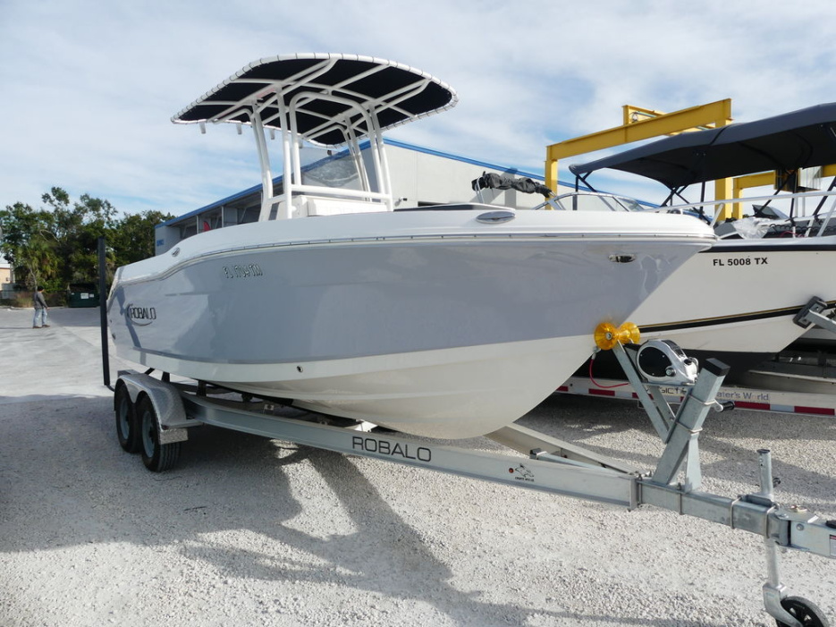 2023 Robalo R200 - For Sale at Bradenton, FL 34208 - ID 596598