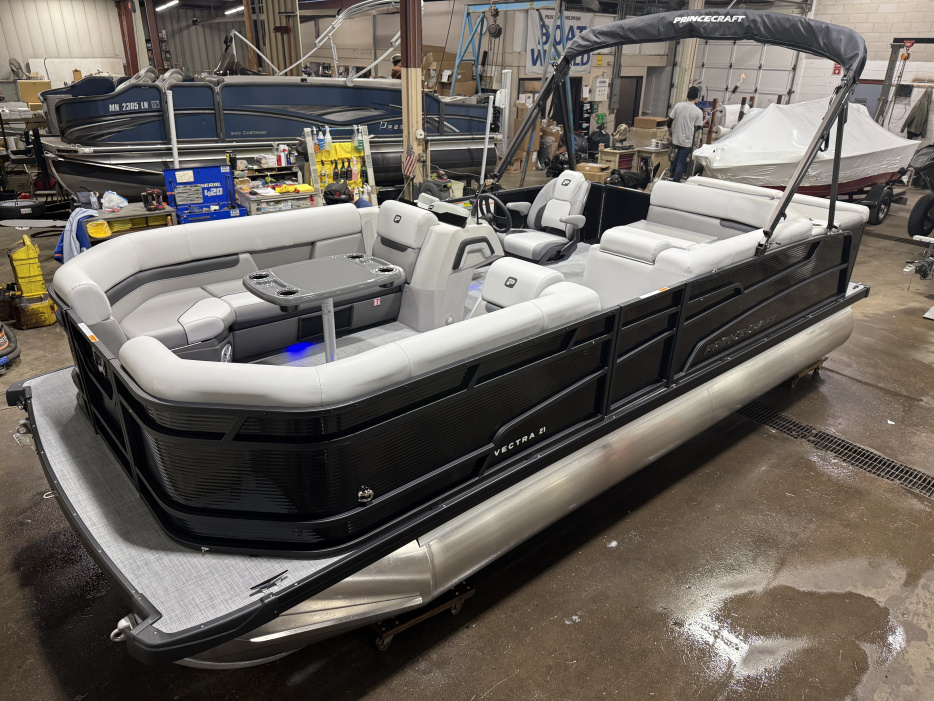 2026 Princecraft Vectra 21 Cruise Lounge Pontoon & Mercury 4-Stroke EFI - For Sale at Cedar, MN 55011 - ID 596638