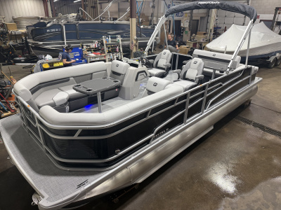 2026 Princecraft Vectra 23 RL SS Swingback Tritoon & Mercury 4-Stroke EFI