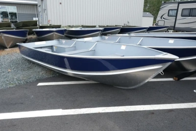 2025 Crestliner 1672 Outreach