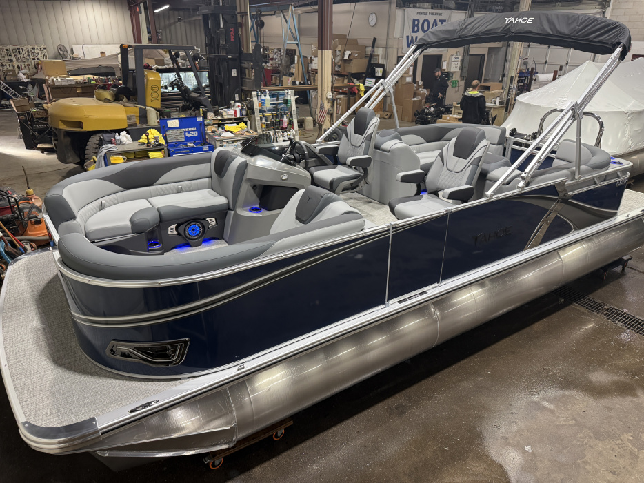 2026 Tahoe LTZ 2385 Quad Lounge Tritoon & Honda 4-Stroke EFI - For Sale at Cedar, MN 55011 - ID 596841