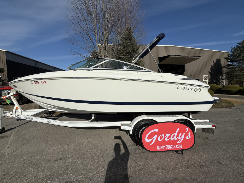 2003 Cobalt 200 - For Sale at Fontana, WI 53125 - ID 595835