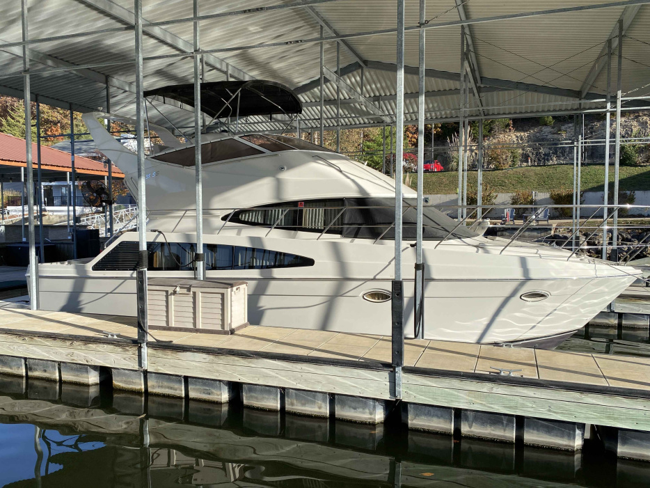 2005 Carver 38 Super Sport - For Sale at Lake of the Ozarks, MO 65049 - ID 596689