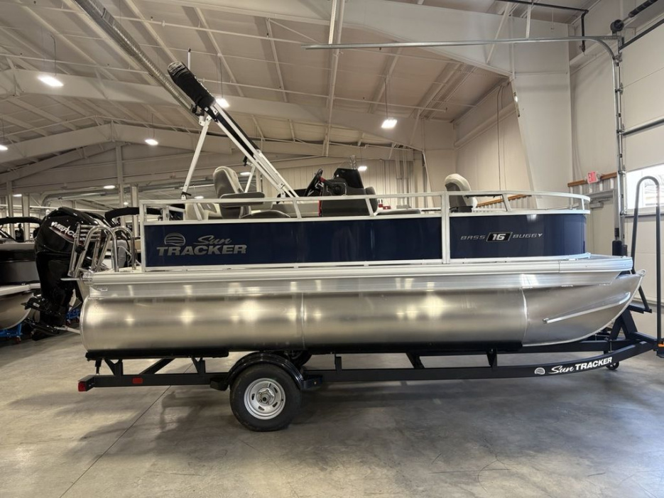 2026 Sun Tracker Bass Buggy® 16 XL Select - For Sale at Morganton, NC 28680 - ID 597184