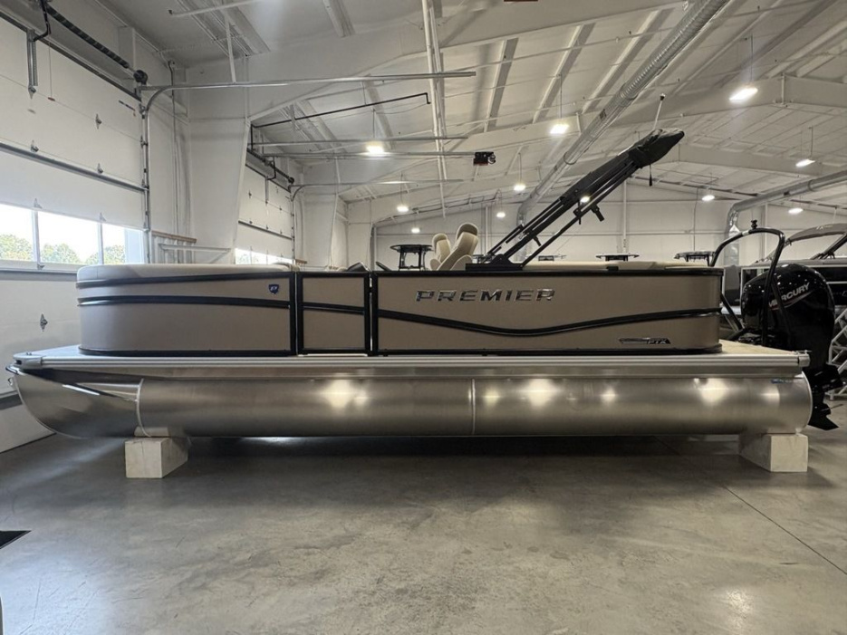 2026 Premier 220 Sunscape RF - For Sale at Morganton, NC 28680 - ID 597216