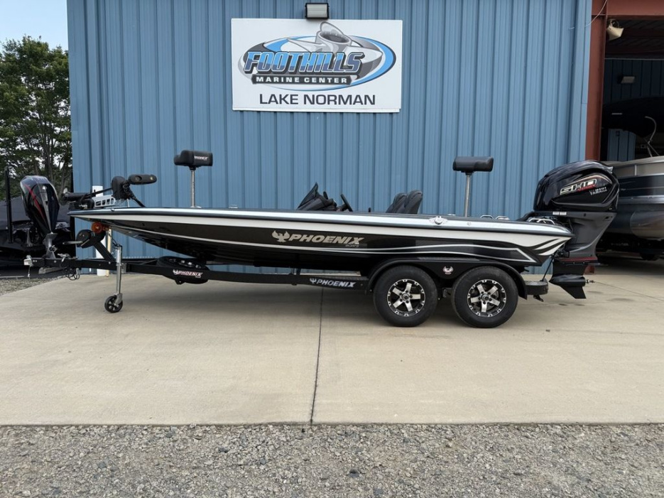 2025 Phoenix 819 ZXL - For Sale at Mooresville, NC 28115 - ID 597060