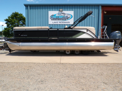 2025 Godfrey Sweetwater 2286 SB 27" iMPACT Center Tube Package