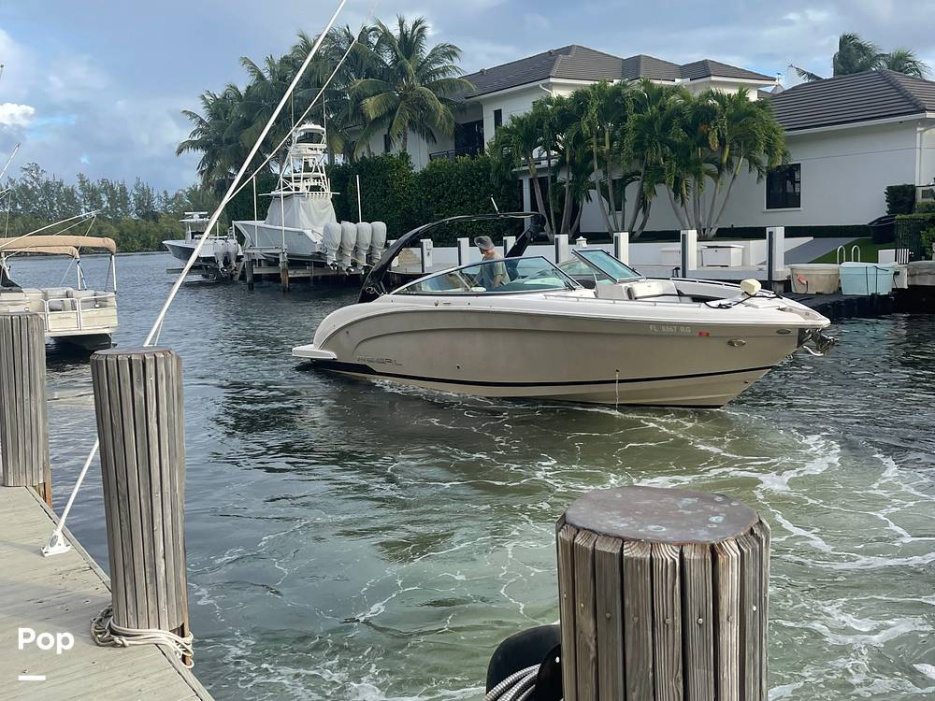 2017 Regal 3200 - For Sale at Boca Raton, FL 33486 - ID 597325