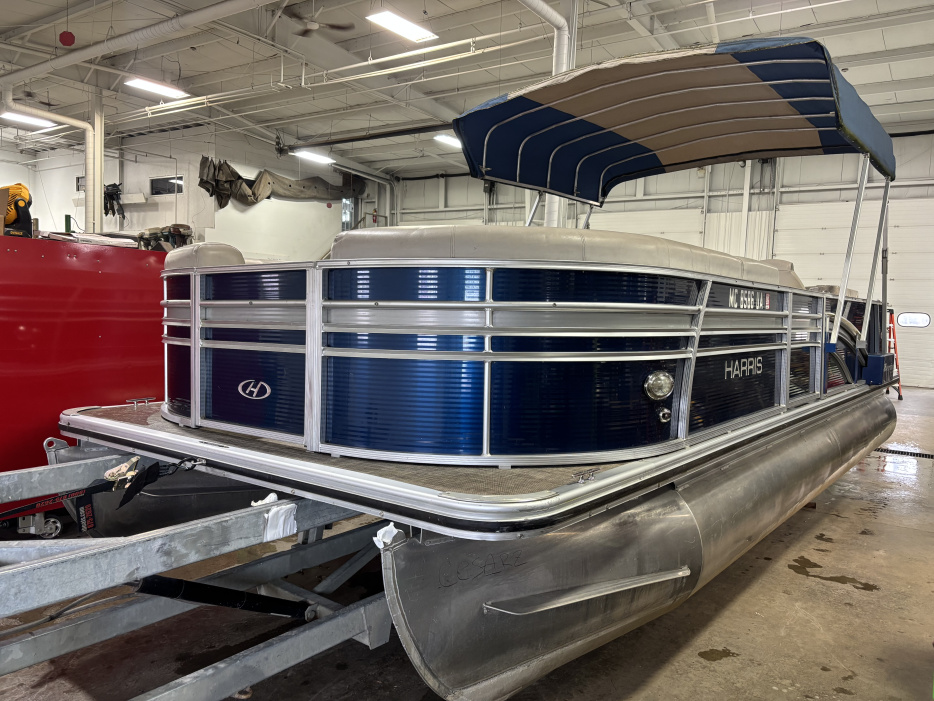 2019 Harris 220 Sunliner *CWEB Bar Layout* *Liberator Top* - For Sale at Brighton, MI 48114 - ID 597317