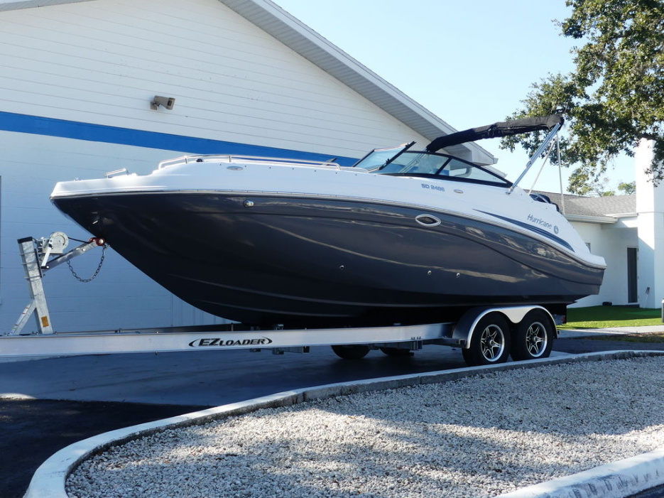 2026 Hurricane SunDeck 2486 OB - For Sale at Bradenton, FL 34208 - ID 597362