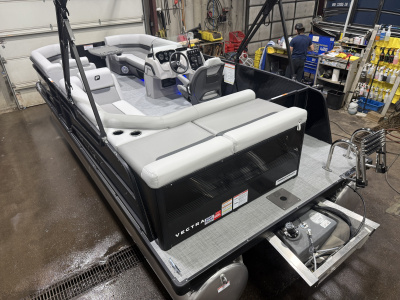 2026 Princecraft Vectra 21 Cruise Lounge Pontoon & Mercury 4-Stroke EFI