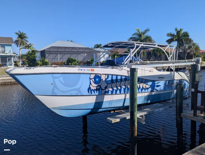 2001 World Cat 266 LC