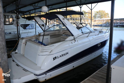 2005 Larson 330 Cabrio