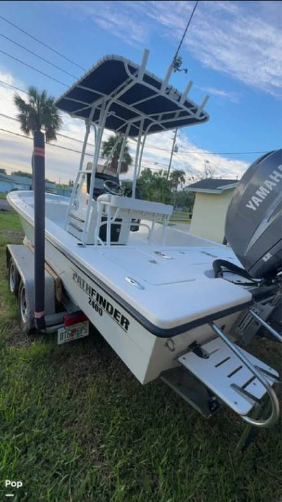 2008 Pathfinder  2400 TE