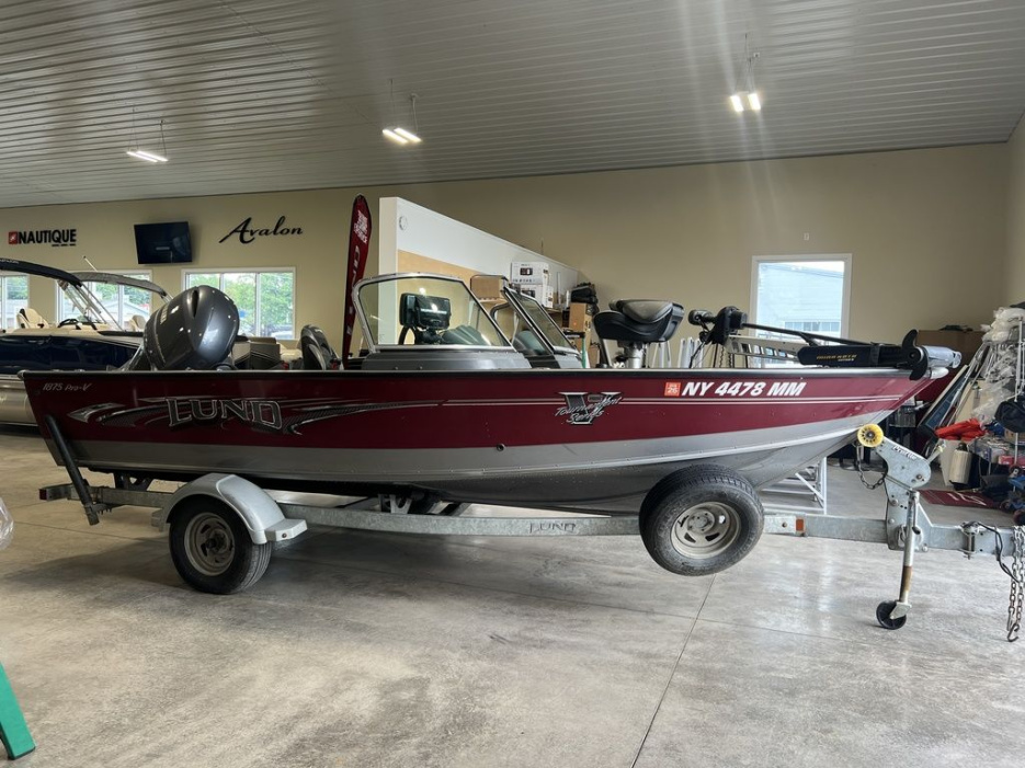 2017 Lund 1875 Pro V - For Sale at Canandaigua, NY 14424 - ID 597633
