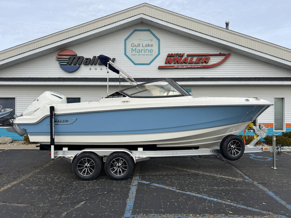 2026 Boston Whaler 210 VANTAGE - For Sale at Coopersville, MI 49404 - ID 594578