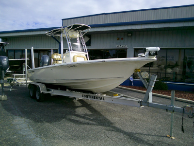 2017 Key West 230 Bay Reef