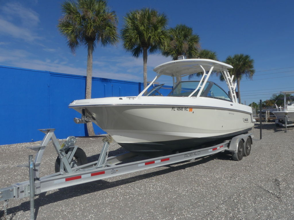 2016 Boston Whaler 230 Vantage - For Sale at Lake Placid, FL 33852 - ID 597876