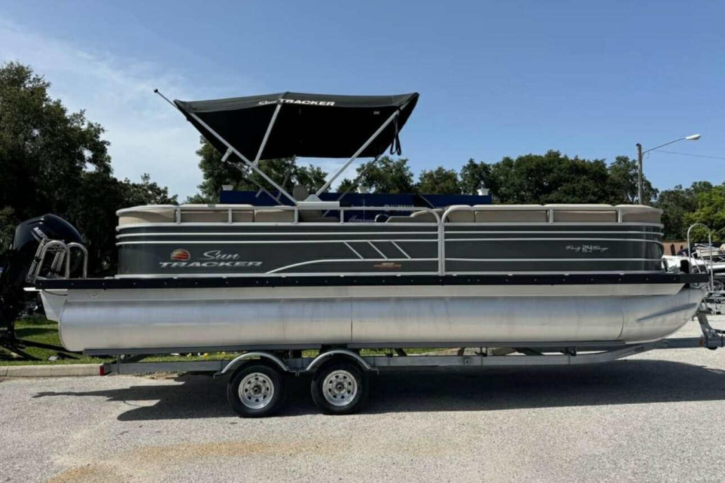 2024 Sun Tracker Party Barge 24 DLX - For Sale at Leesburg, FL 34748 - ID 597999