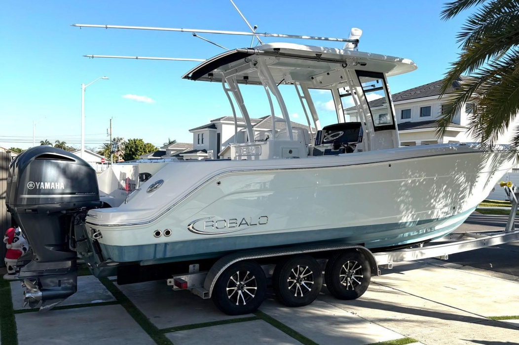 2017 Robalo R302 Center Console - For Sale at Fort Lauderdale, FL 33334 - ID 598016