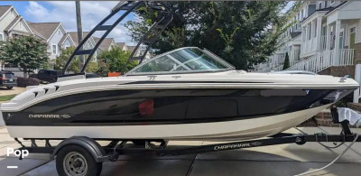 2018 Chaparral H2O 19 Sport
