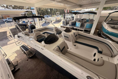 2026 Hurricane Sundeck Sport 218 OB