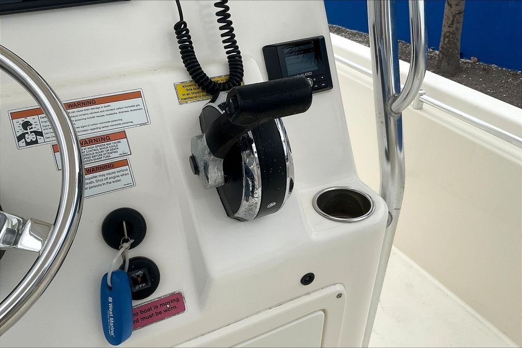 2022 Cobia 220 - For Sale at Lake Placid, FL 33852 - ID 598399